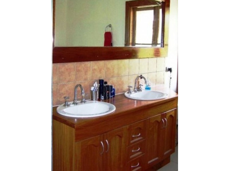 11 LAWSON ST, Whitsundays QLD 4802