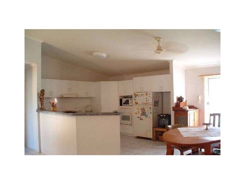 59 BUNDESEN AVE, Midge Point QLD 4799
