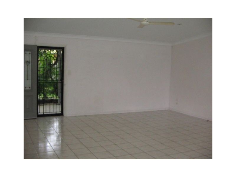 12 CATHERINE CRES, Jubilee Pocket QLD 4802