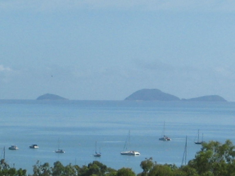 12   ESHELBY DRIVE, Cannonvale QLD 4802