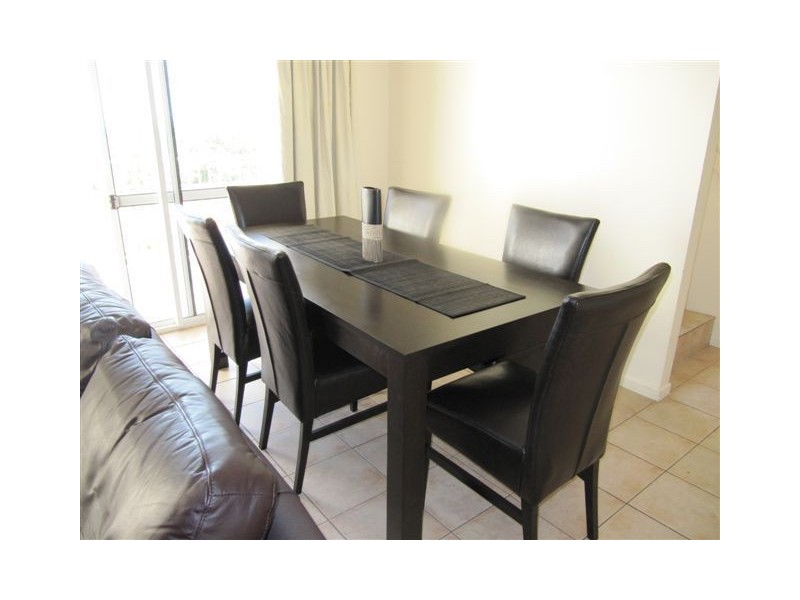 11/12 REEFSIDE VILLAS, Cannonvale QLD 4802