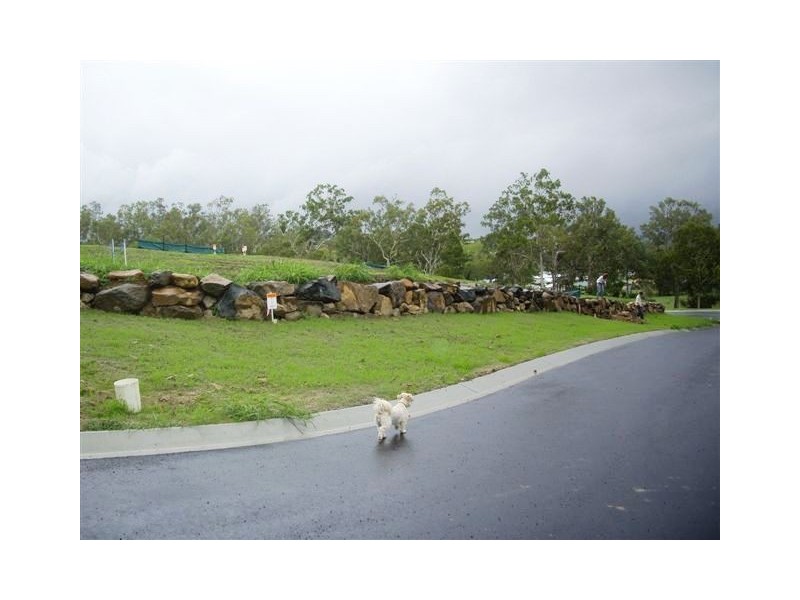 26 RIDGEVIEW DRIVE, Cannonvale QLD 4802