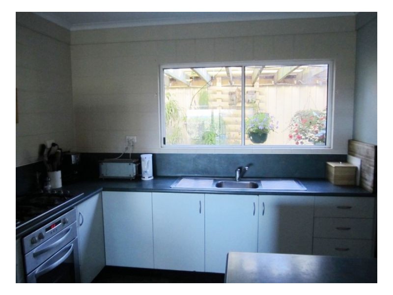 15 LAWSON ST, Midge Point QLD 4799