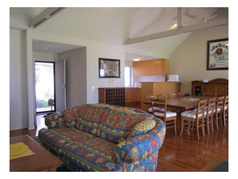 UNIT 1310 CLUB VILLAS, Laguna Quays QLD 4800