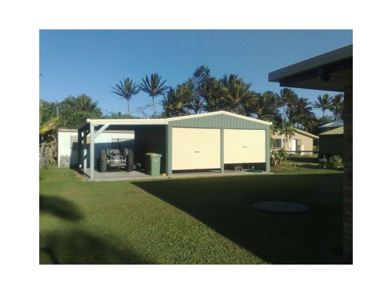 24 PETERS AVE, Midge Point QLD 4799
