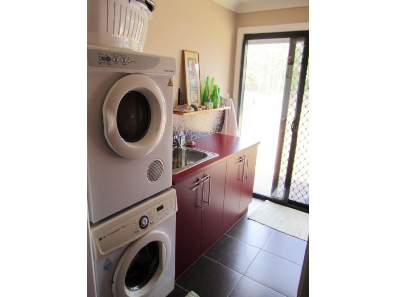 177 WHITSUNDAY DRIVE, Bloomsbury QLD 4799