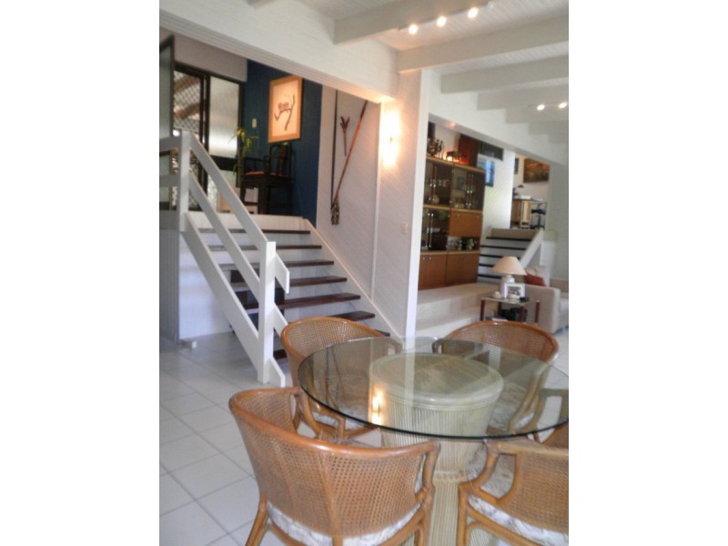 4 HARBOUR AVE, Shute Harbour QLD 4802