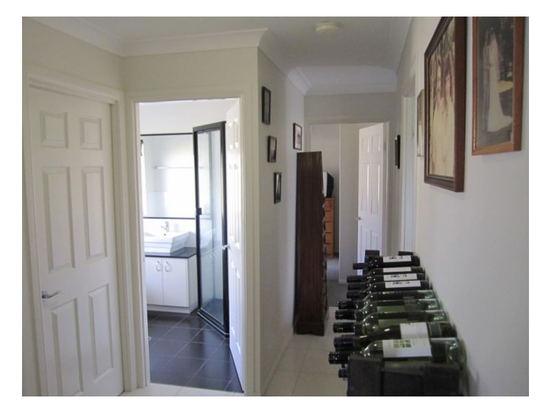 17 HONEY MYRTLE ST, Proserpine QLD 4800