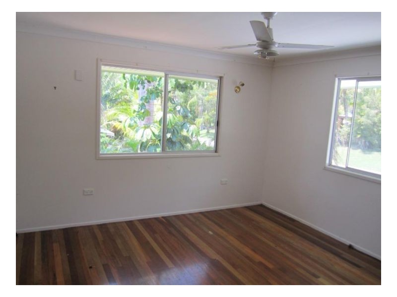 16 ILUKA STREET, Cannonvale QLD 4802