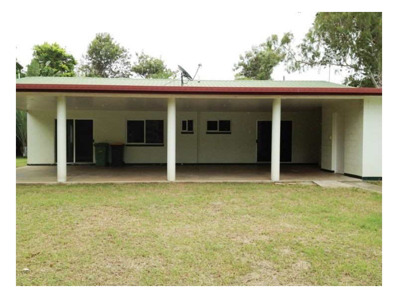 13 MCLEOD STREET, Midge Point QLD 4799