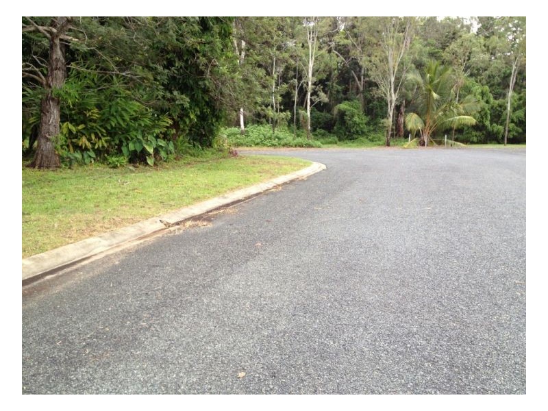 13 MCLEOD STREET, Midge Point QLD 4799