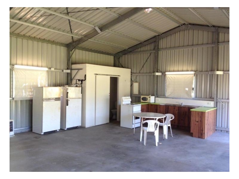 27 Bundesen Ave, Midge Point QLD 4799