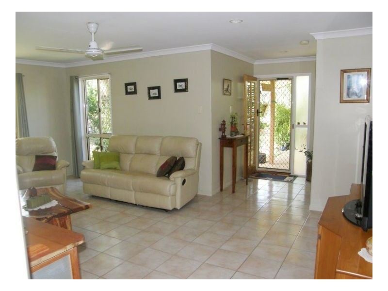 17 Bundesen Ave, Midge Point QLD 4799