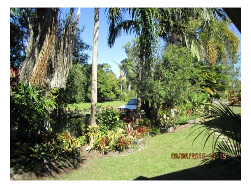 17 Bundesen Ave, Midge Point QLD 4799