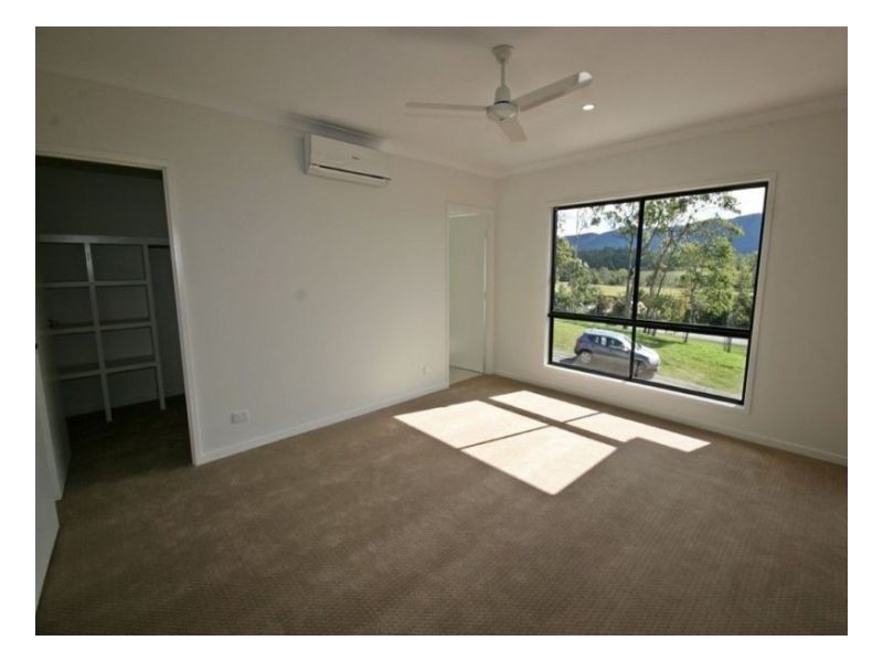 Lot 7 Spinnaker Court, Cannonvale QLD 4802