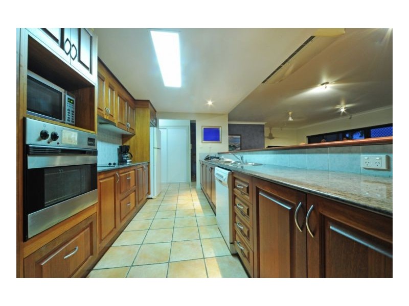 Unit 3, 6 Golden Orchid Dr, Airlie Beach QLD 4802