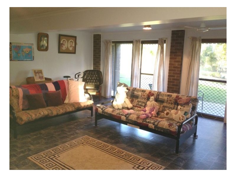 1377 Midge Point Rd, Midge Point QLD 4799