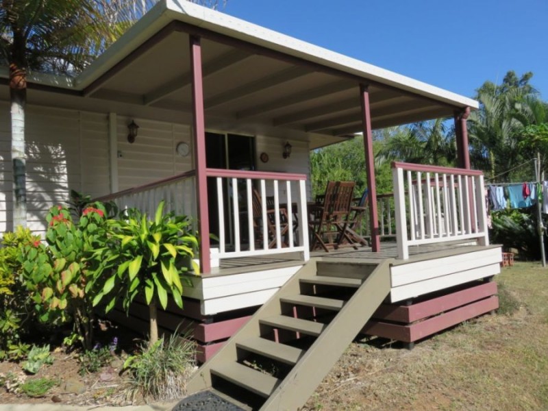 105 Lelona Drive, Bloomsbury QLD 4799