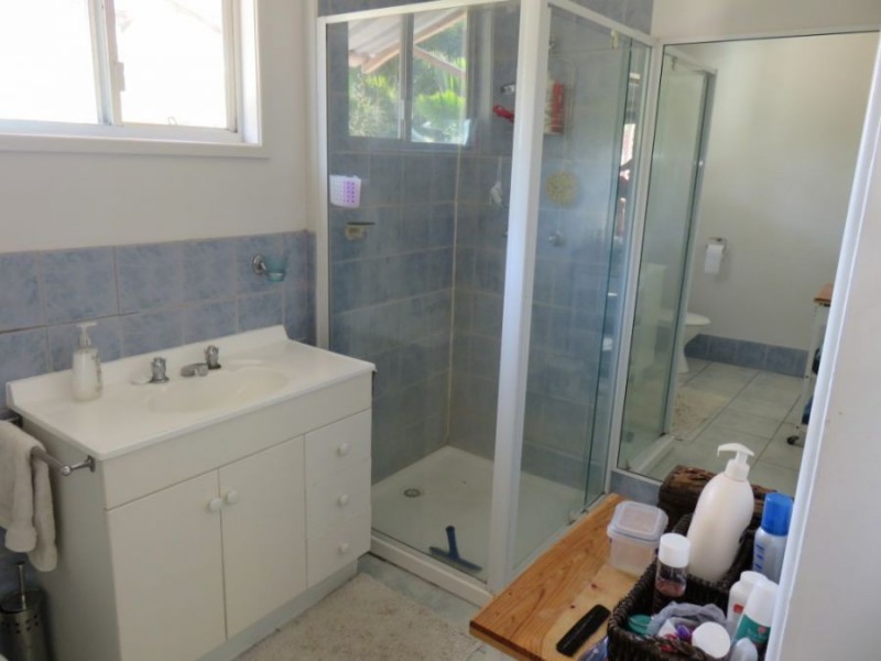 105 Lelona Drive, Bloomsbury QLD 4799