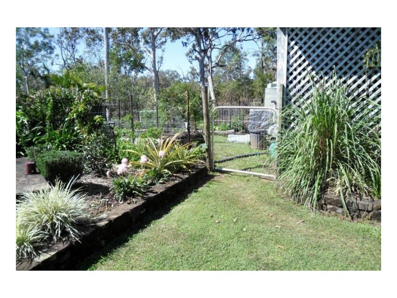 105 Lelona Drive, Bloomsbury QLD 4799