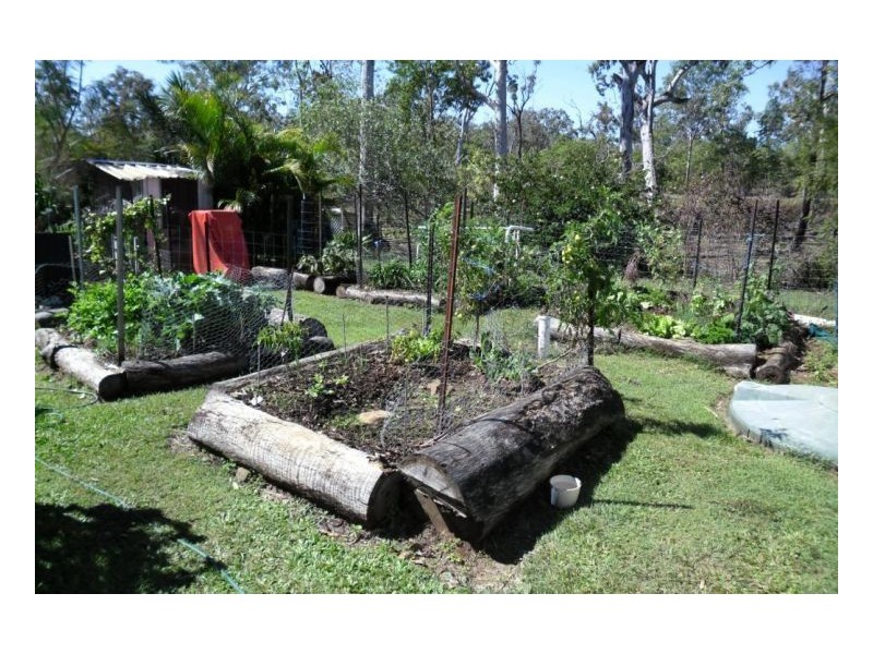 105 Lelona Drive, Bloomsbury QLD 4799