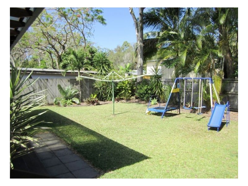 124 Shute Harbour Rd, Cannonvale QLD 4802