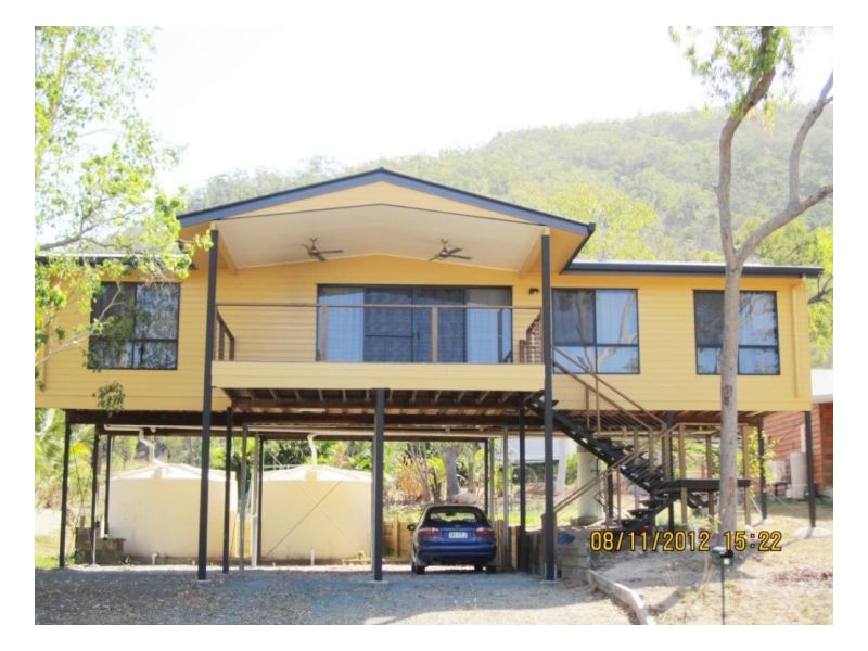 6 Roseric Crescent, Hideaway Bay QLD 4800
