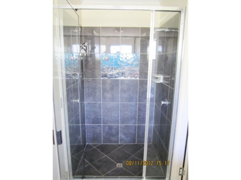 6 Roseric Crescent, Hideaway Bay QLD 4800