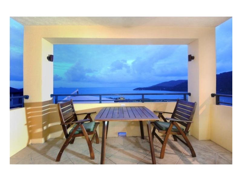 Unit 18 / 16 Golden Orchid Drive, Airlie Beach QLD 4802
