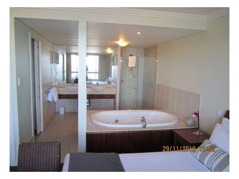 Unit 18 / 16 Golden Orchid Drive, Airlie Beach QLD 4802