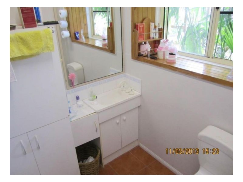 28 Carlisle Crescent, Bloomsbury QLD 4799