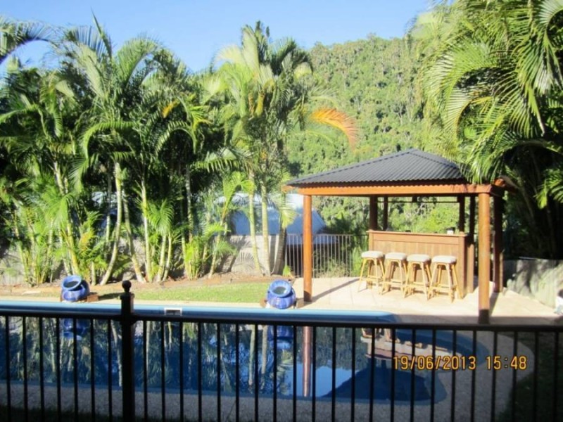 18 Woodwark Crescent, Cannonvale QLD 4802