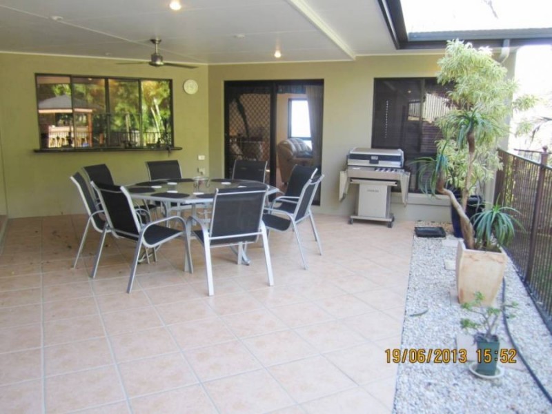 18 Woodwark Crescent, Cannonvale QLD 4802