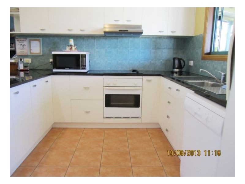 4 Lawson St, Midge Point QLD 4799