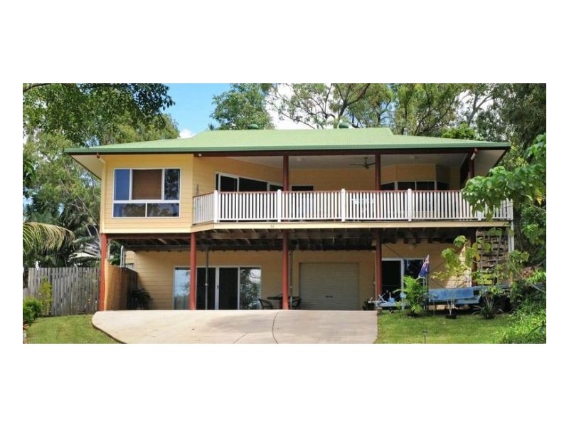 34 Grace Avenue, Cannonvale QLD 4802
