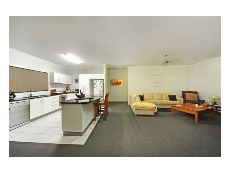 34 Grace Avenue, Cannonvale QLD 4802