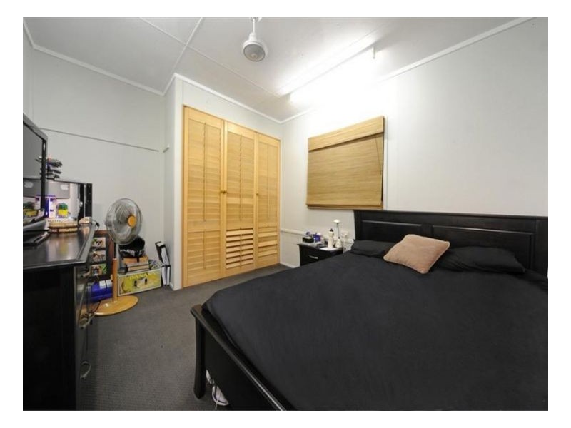 34 Grace Avenue, Cannonvale QLD 4802