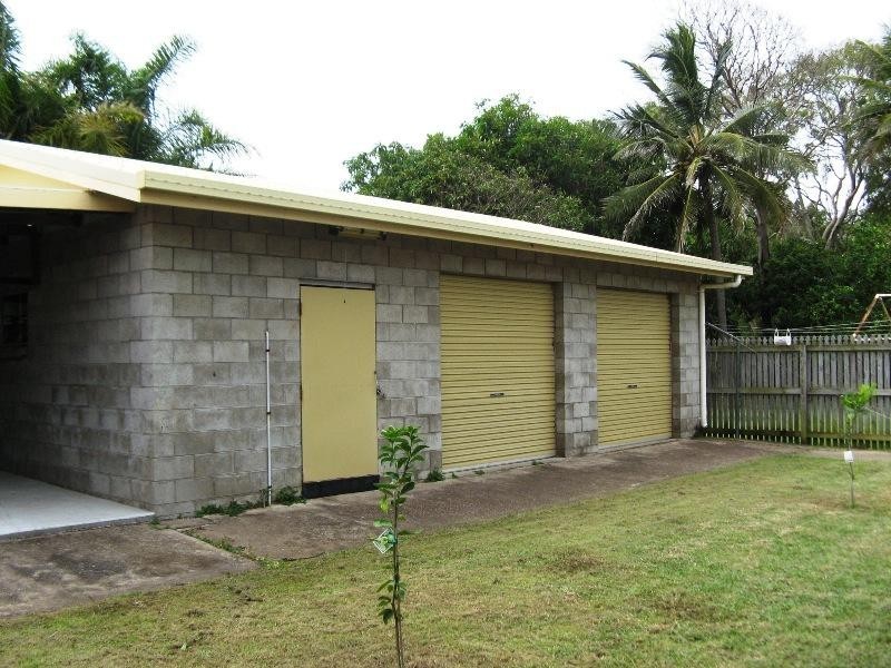 Grasstree Beach QLD 4740