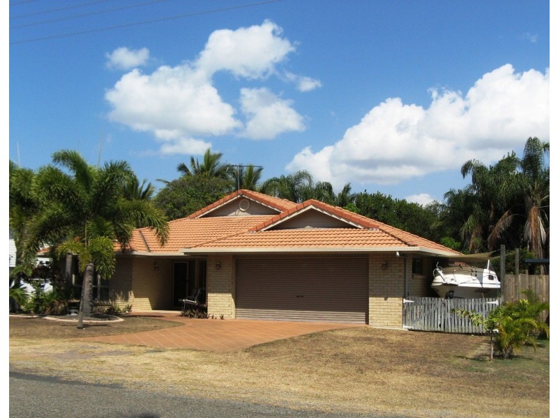 39 Poole Street, Sarina Beach QLD 4737