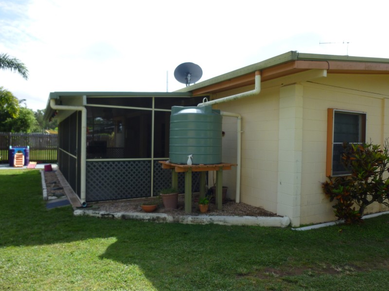 Armstrong Beach QLD 4737