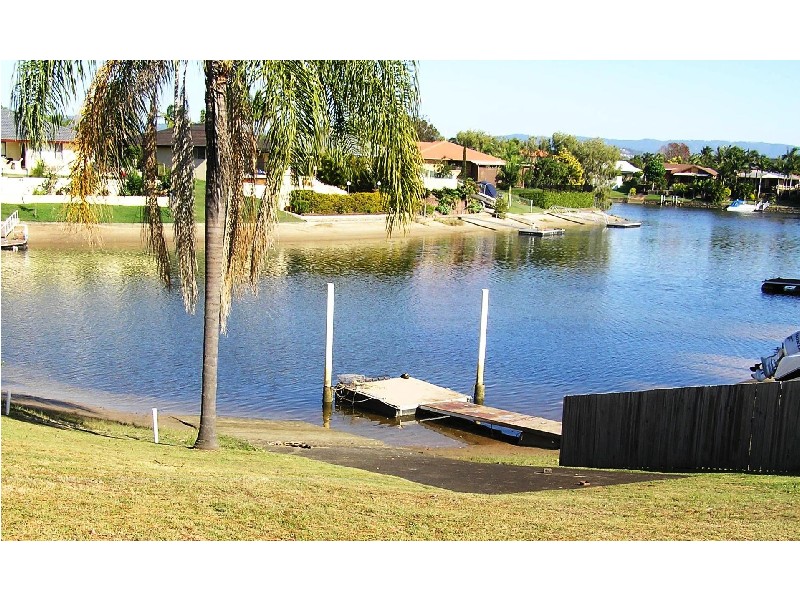 90 Ashmore Road, Bundall QLD 4217