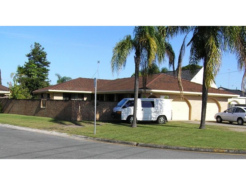 90 Ashmore Road, Bundall QLD 4217