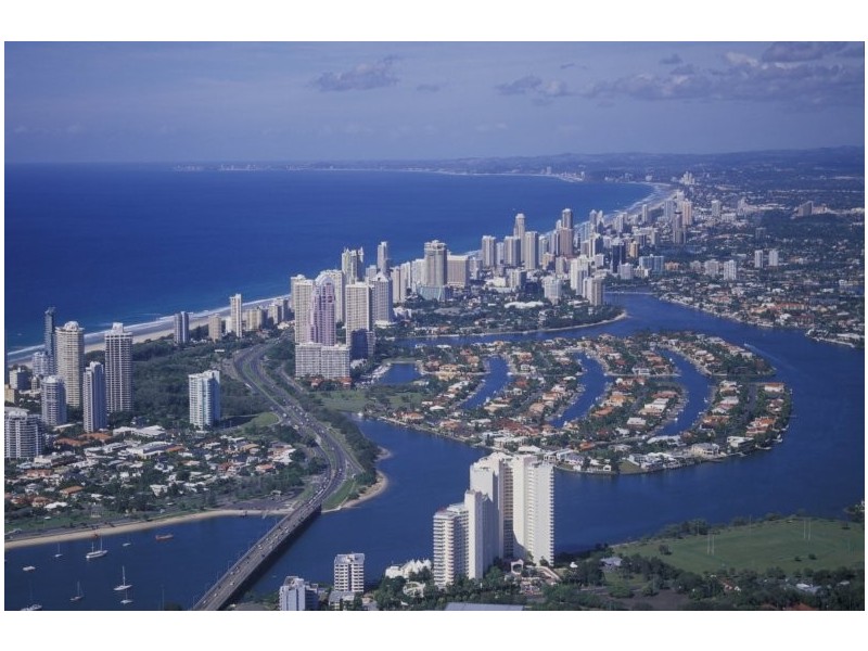 34 Brighton Parade, Southport QLD 4215