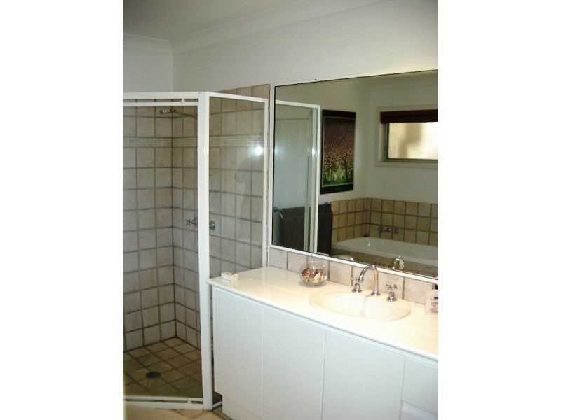 55 St Andrews Avenue, Isle Of Capri QLD 4217