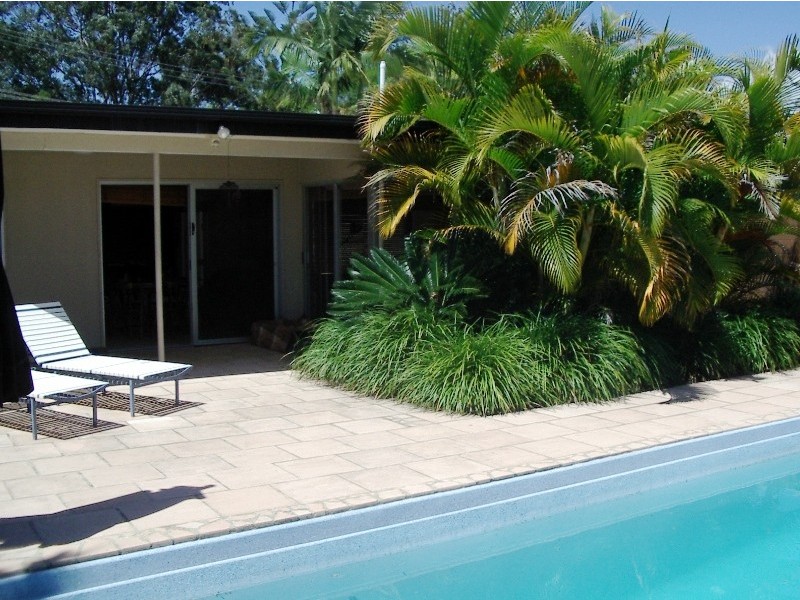 55 St Andrews Avenue, Isle Of Capri QLD 4217