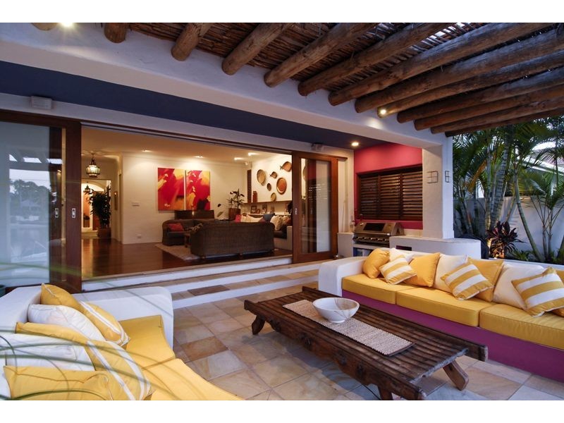 17 The Corso, Surfers Paradise QLD 4217