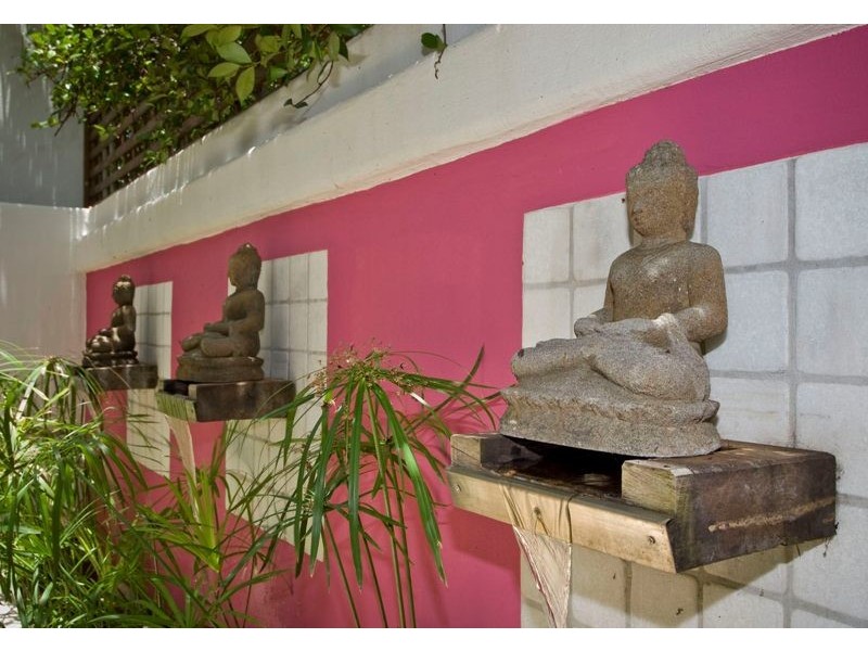 17 The Corso, Surfers Paradise QLD 4217