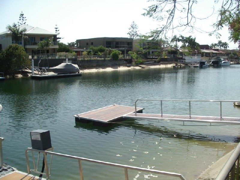 2 The Lido, Surfers Paradise QLD 4217