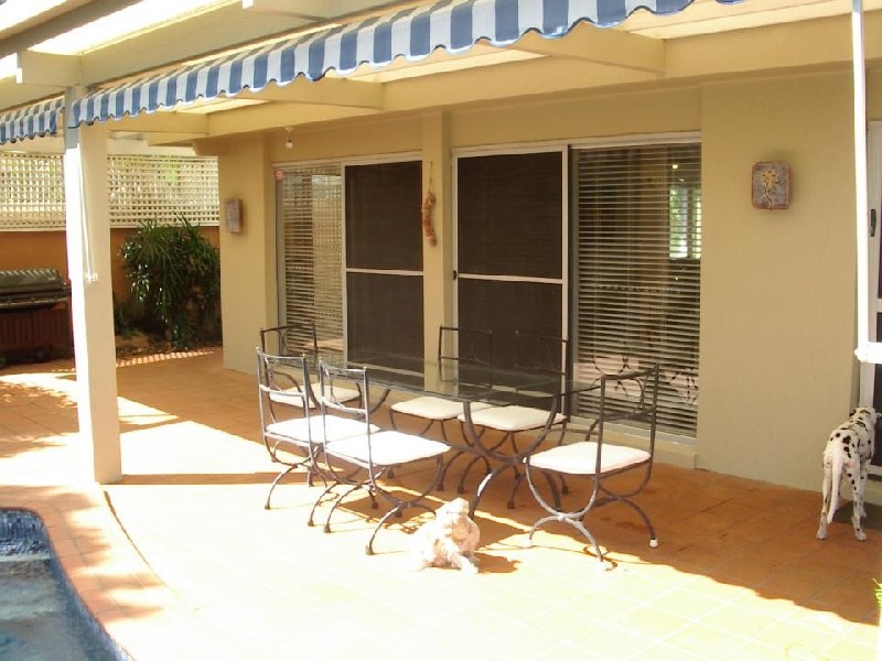 2 The Lido, Isle Of Capri QLD 4217