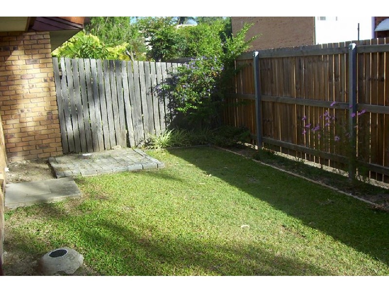 Labrador QLD 4215